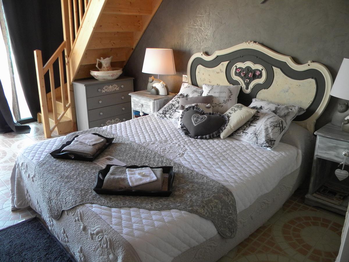 Chambre D'Hotes Mas Castel Castelnau-de-Montmiral Esterno foto
